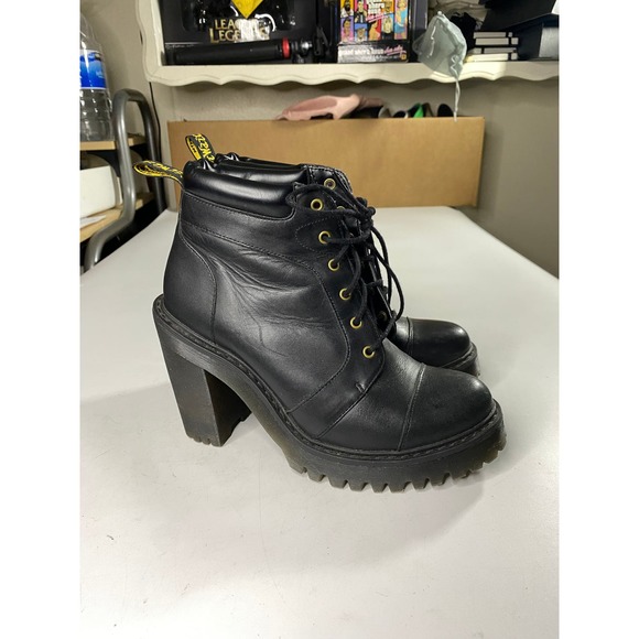Doc Dr. Martens Averil Women’s Black Leather Heeled Ankle Boots Women's 7 - Picture 3 of 7